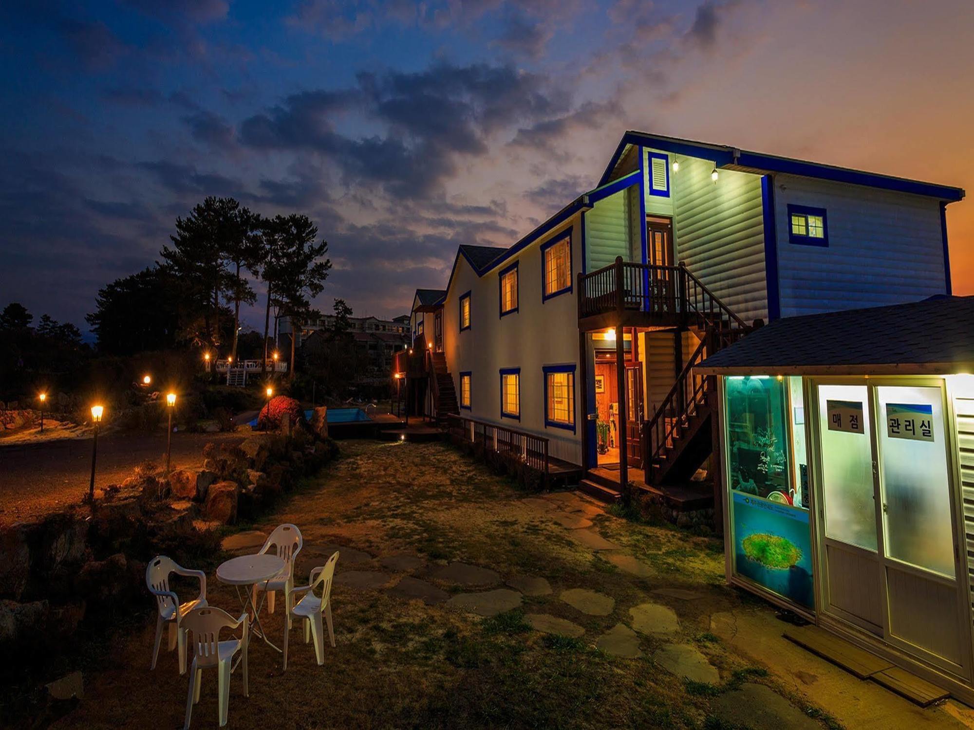 White Dream Pension Jeju Dış mekan fotoğraf